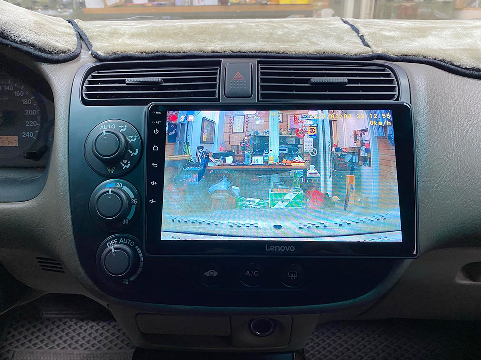 加裝USB行車紀錄器-後鏡頭畫面顯示