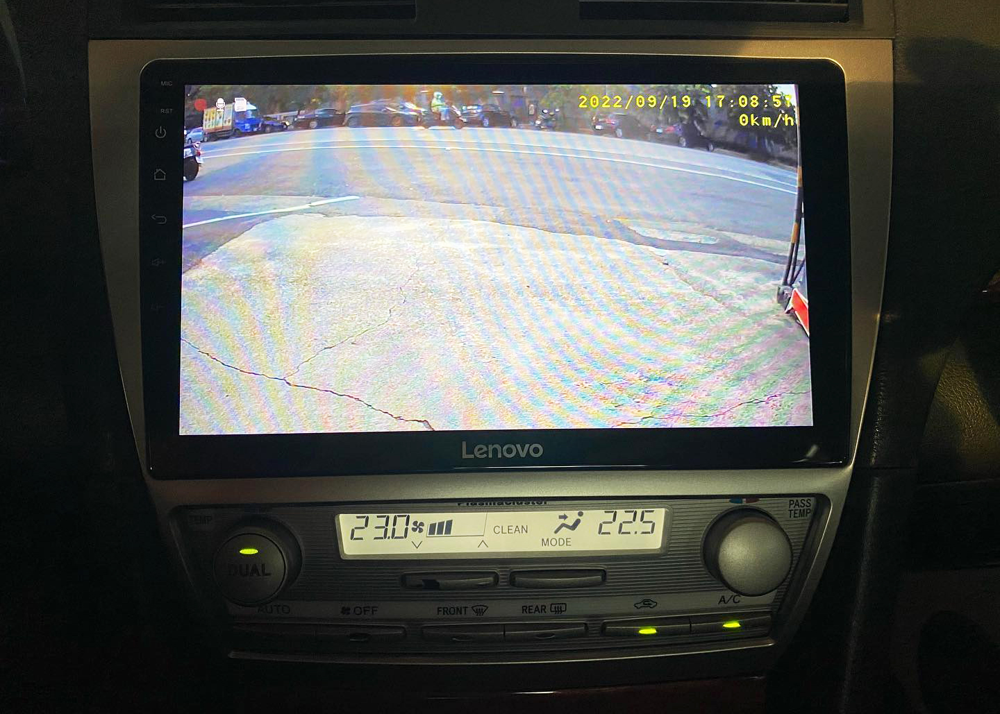 SB行車記錄器-後鏡頭畫面顯示