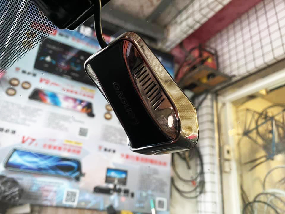 加裝USB行車記錄器