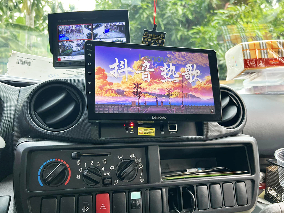 支援影音播放