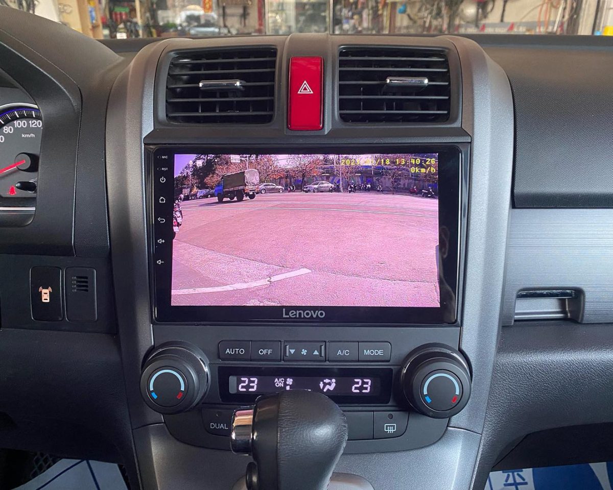 USB行車記錄器-後鏡頭顯像